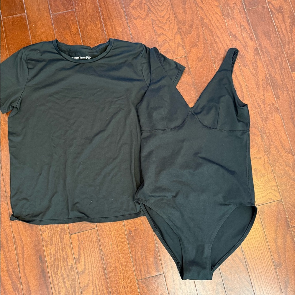 Outdoor voices Black T-Shirt and Bodysuit Set
